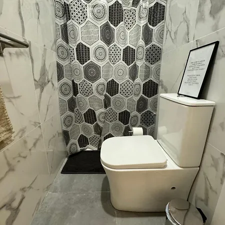 Privada Con Baño Privado Ii *